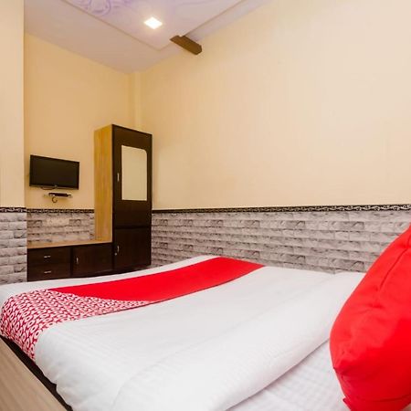 Hotel Nivara นาวีมุมไบ ภายนอก รูปภาพ