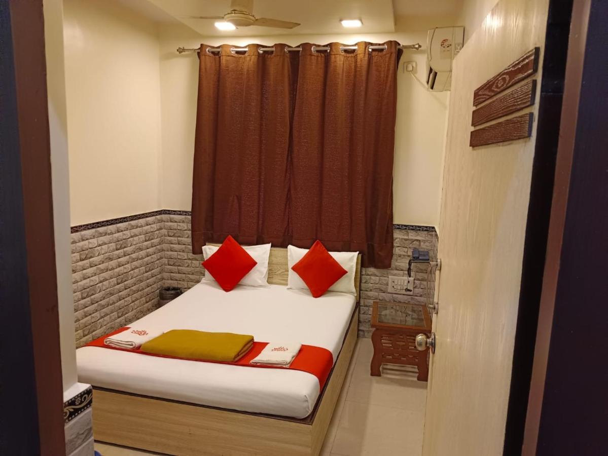 Hotel Nivara นาวีมุมไบ ภายนอก รูปภาพ