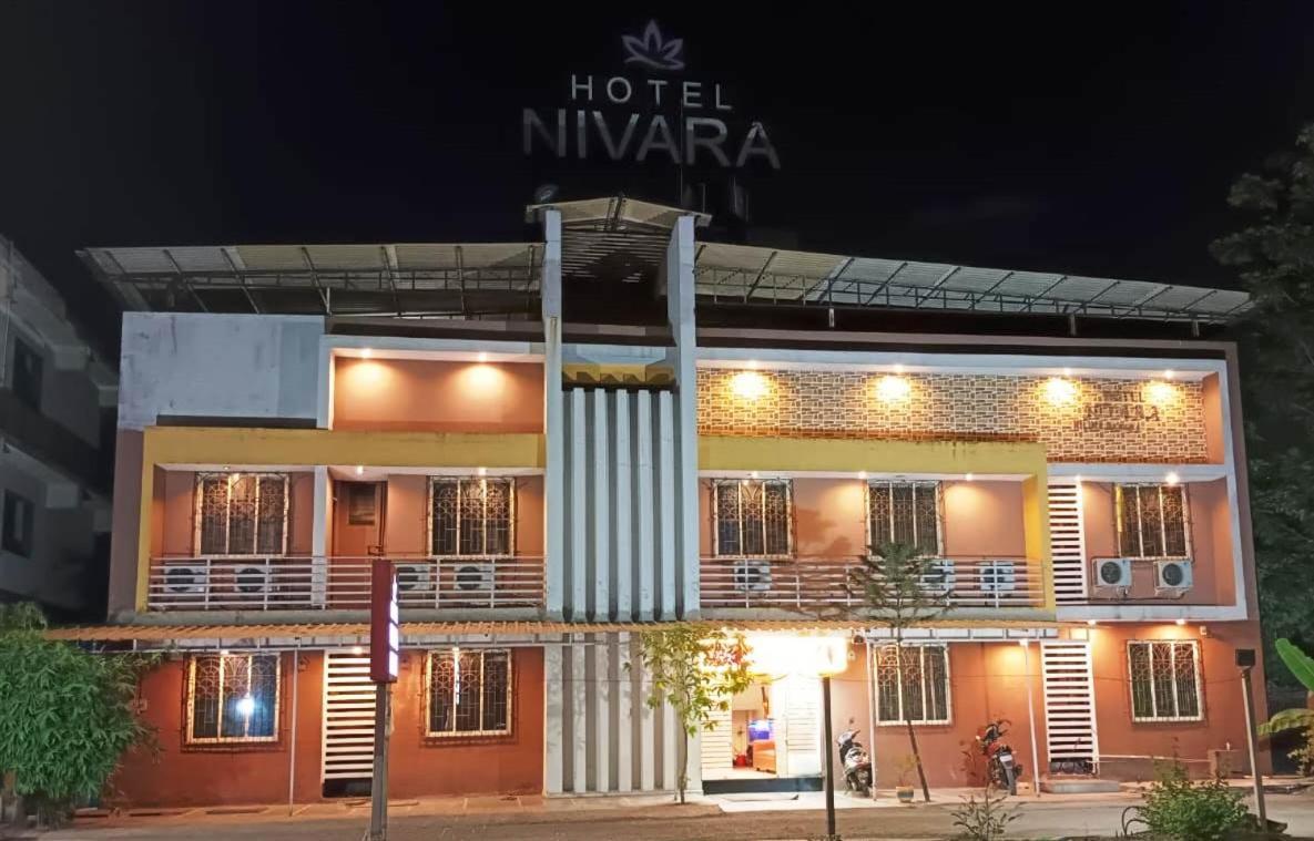 Hotel Nivara นาวีมุมไบ ภายนอก รูปภาพ